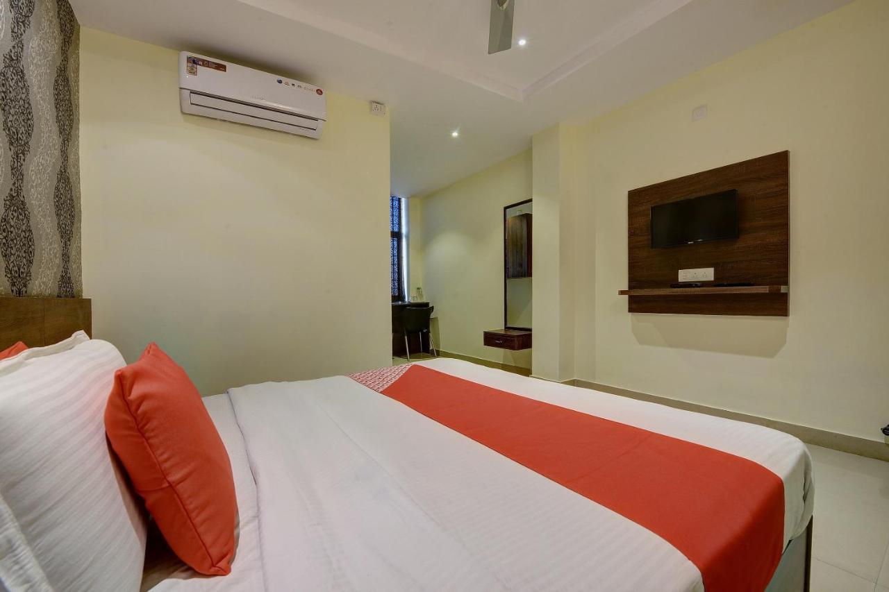 Capital O Hotel Samanvi International Belur  Dış mekan fotoğraf