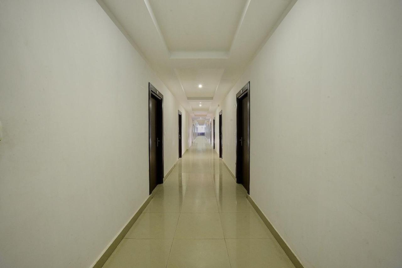 Capital O Hotel Samanvi International Belur  Dış mekan fotoğraf