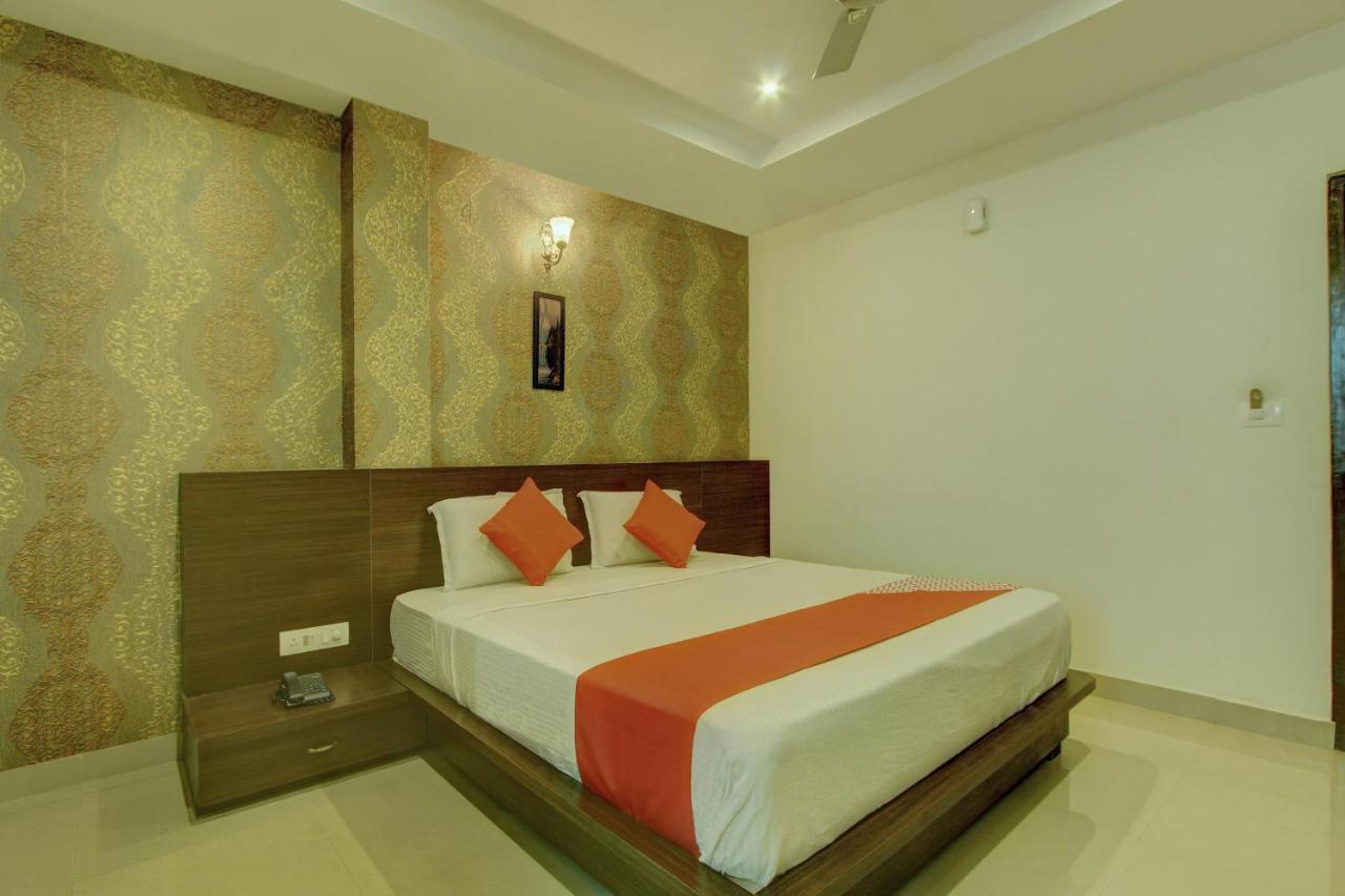 Capital O Hotel Samanvi International Belur  Dış mekan fotoğraf