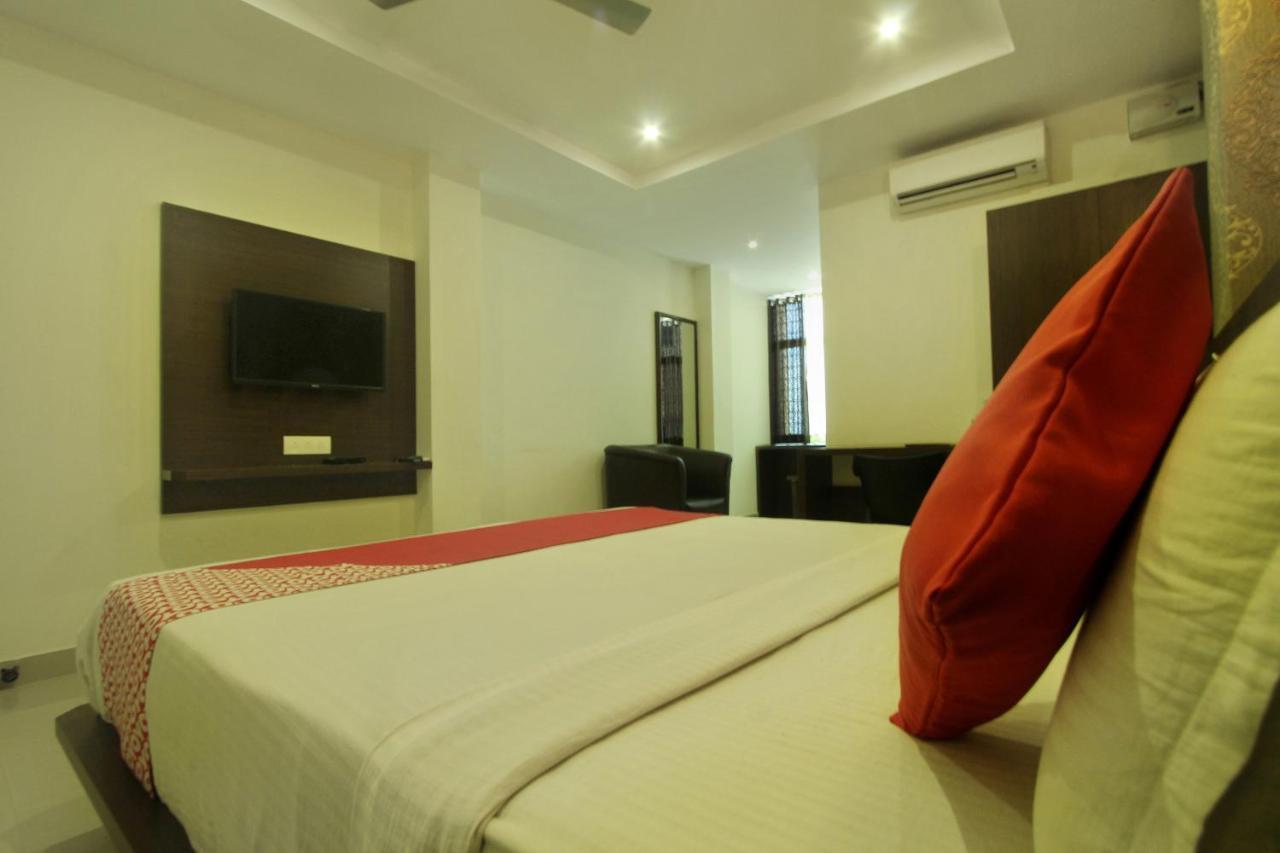 Capital O Hotel Samanvi International Belur  Dış mekan fotoğraf