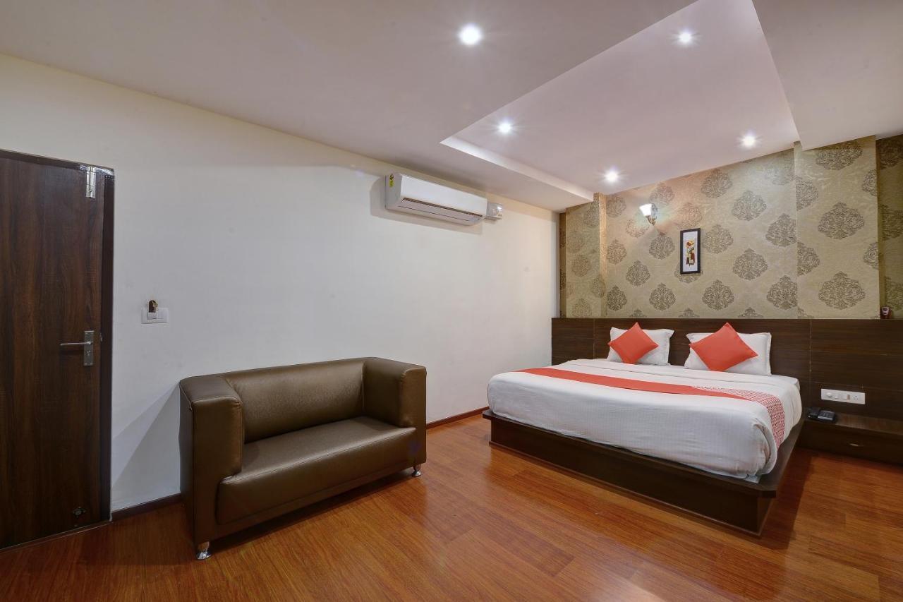 Capital O Hotel Samanvi International Belur  Dış mekan fotoğraf